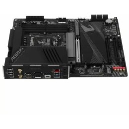 Материнская плата Gigabyte Z790 AORUS ELITE AX, Socket 1700, Intel®Z790, 4xDDR5-4800, HDMI+DP, 3xPCI-Ex16, 6xSATA3(RAID 0/1/5/10), 4xM.2, 8Ch Audio, 1x2.5GbLan, WiFi, (4+4)xUSB2.0, (5+2)xUSB3.2, (1+1)xUSB3.2 Type-C™, ATX, RTL {}